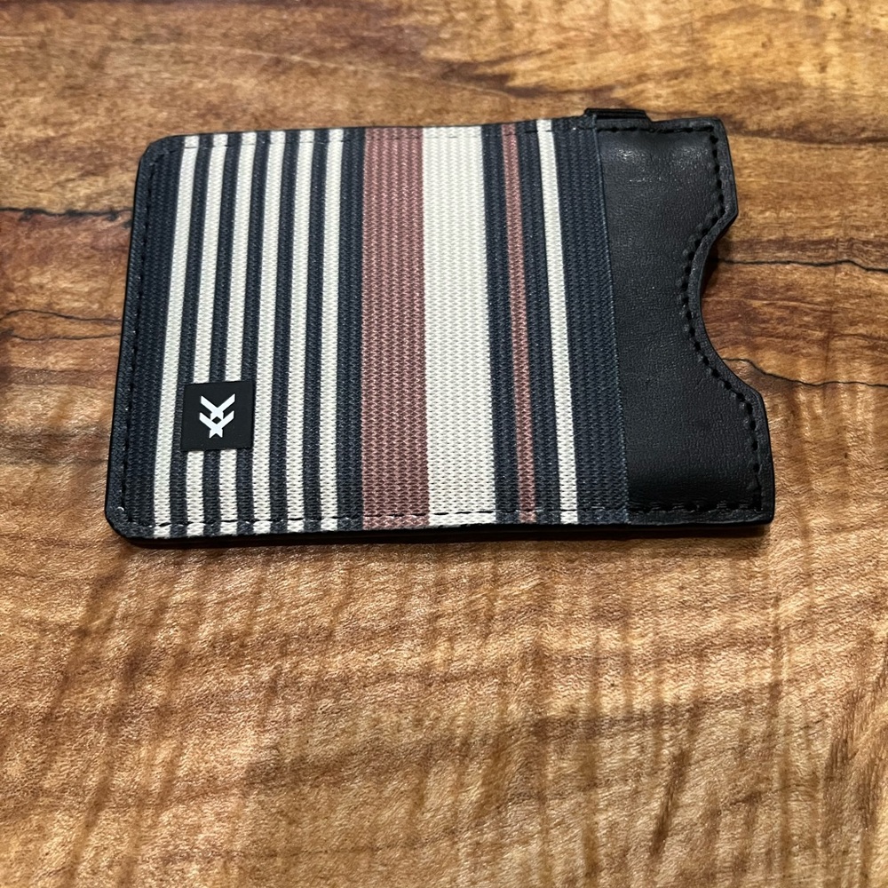 New Thread Striped Card Holder
